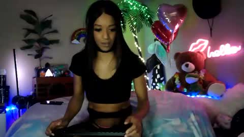 Jillian online show from February 24, 8:07 pm