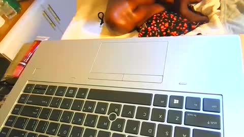 melsy online show from June 9, 4:51 pm