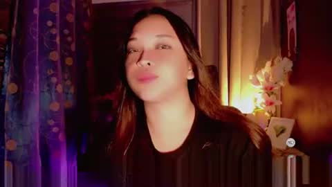 Sweetcaroline2001 online show from February 20, 2:30 am