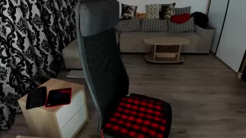 Snapshot of sweetcharlotte77 chatting on October 23, 6:39 pm Charlotte online show from October 23, 6:39 pm