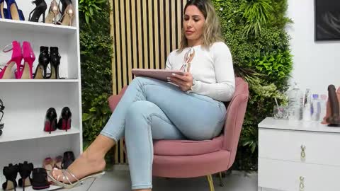 Cherry online show from January 5, 5:27 pm