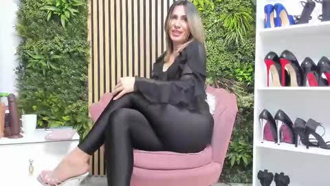 Snapshot of sweetcherry30_ chatting on March 23, 7:12 am Cherry online show from March 23, 7:12 am