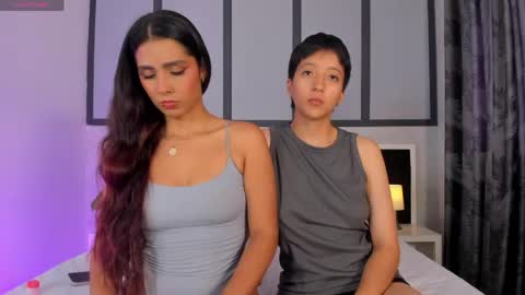 Eva Short hair girl  - Victoria Long red hair online show from June 2, 9:50 pm