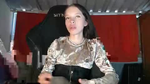 sweetdam12 online show from January 18, 7:04 pm