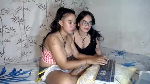 Snapshot of sweetdannica chatting on November 9, 6:50 pm Danni online show from November 9, 6:50 pm
