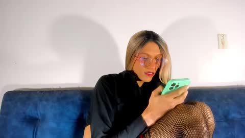 Amelia online show from February 16, 2:54 pm