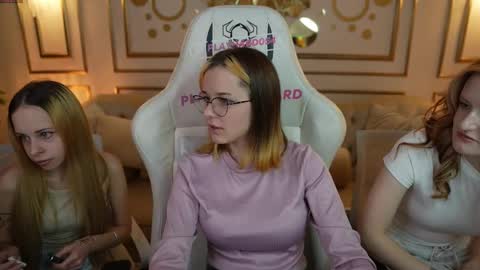 Amelia online show from October 5, 10:24 am