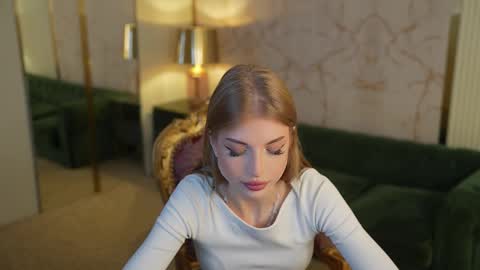 Amelia online show from October 6, 6:55 am