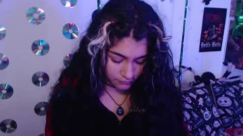 Abril online show from October 8, 3:53 pm