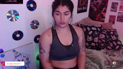 Abril online show from November 21, 5:55 pm