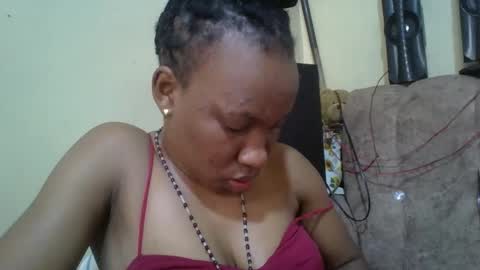 sweetdiva2012 online show from October 28, 6:06 am