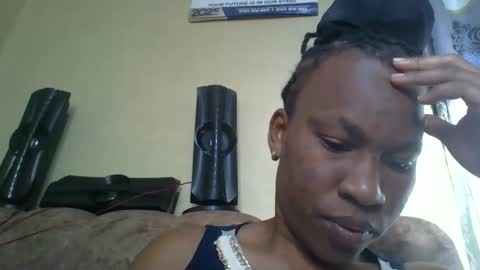 sweetdiva2012 online show from January 7, 4:37 am