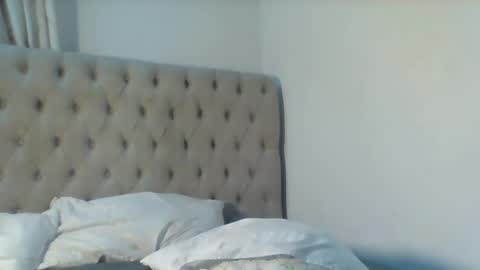 sweetershea254 online show from February 19, 7:10 pm