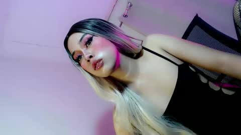 sweetest_bunny online show from March 25, 7:20 pm