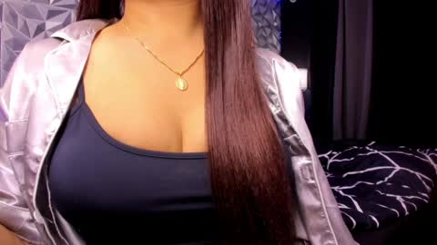 Snapshot of sweetest_one4 chatting on May 18, 3:07 pm sweetest_one4 online show from May 18, 3:07 pm