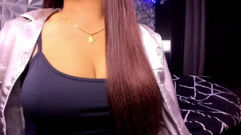 Snapshot of sweetest_one4 chatting on May 24, 7:57 am sweetest_one4 online show from May 24, 7:57 am
