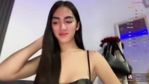 Snapshot of sweetestmallow chatting on October 25, 3:40 pm mallow online show from October 25, 3:40 pm