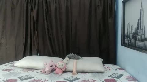 sweetevil19 online show from February 13, 3:07 am