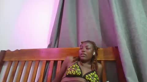 sweetfel online show from October 26, 9:37 am