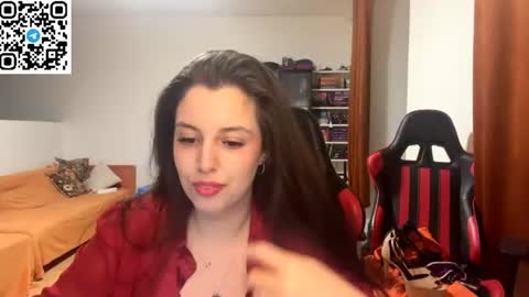 Snapshot of sweetfenomen67 chatting on June 10, 7:02 pm Joanna online show from June 10, 7:02 pm
