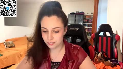 Snapshot of sweetfenomen67 chatting on June 26, 6:12 pm Joanna online show from June 26, 6:12 pm