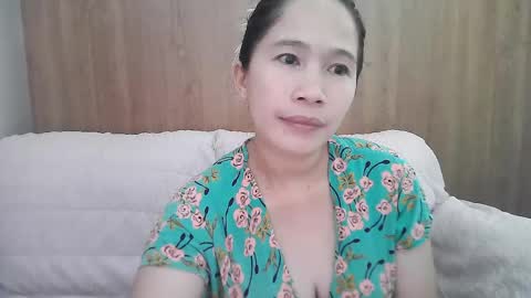 Stacy online show from April 15, 3:19 pm