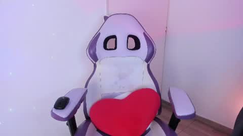 sweetfire_moon1 online show from June 11, 11:14 pm