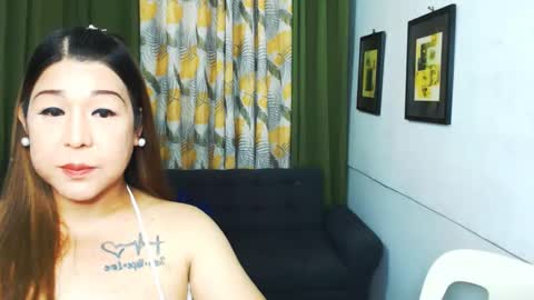 GoddessAira4uTS online show from December 19, 5:07 am