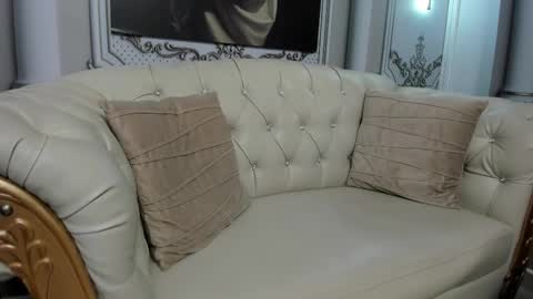 MIA  online show from October 15, 8:03 am