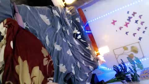 Snapshot of sweetgirl_mayxx chatting on April 11, 5:56 am May online show from April 11, 5:56 am