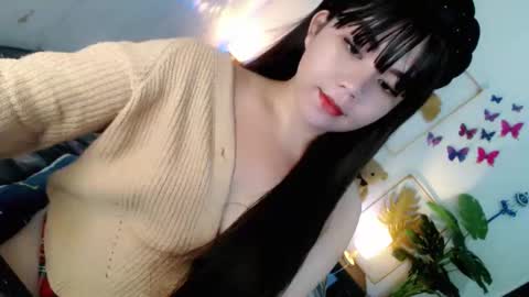 Snapshot of sweetgirl_mayxx chatting on June 6, 6:34 pm May online show from June 6, 6:34 pm