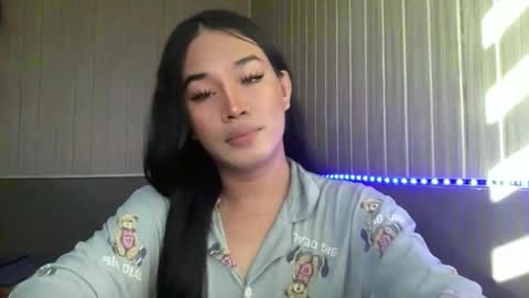 sweetgirl_rhainexxx online show from May 4, 10:28 pm