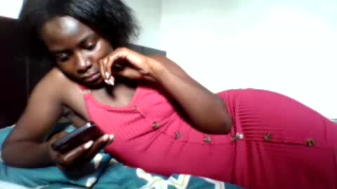 Snapshot of sweetgurl05 chatting on June 17, 1:56 pm sweetgurl05 online show from June 17, 1:56 pm