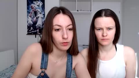 Snapshot of sweetheart_77 chatting on March 12, 7:57 am Emma online show from March 12, 7:57 am