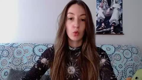 Snapshot of sweetheart_77 chatting on September 21, 7:54 am Emma online show from September 21, 7:54 am