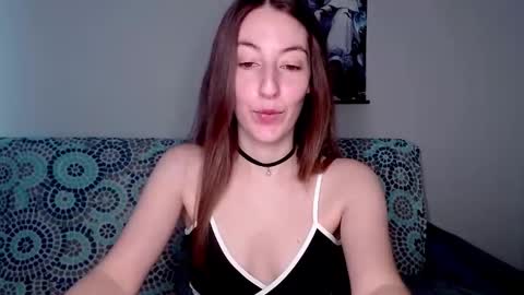 Snapshot of sweetheart_77 chatting on October 30, 9:55 am Emma online show from October 30, 9:55 am