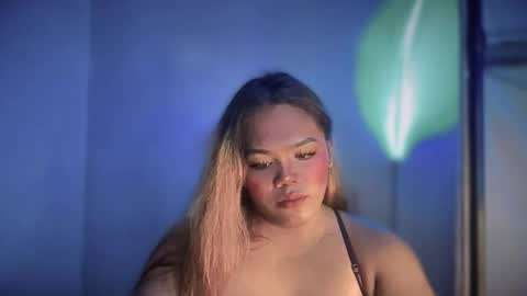 Bella online show from September 30, 6:57 pm
