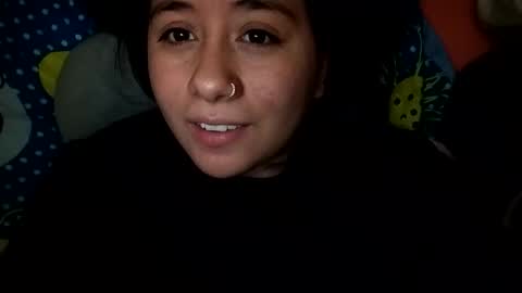 Snapshot of sweetie__annie chatting on October 8, 6:33 am Ana Mara i cant Make noise My family is here online show from October 8, 6:33 am