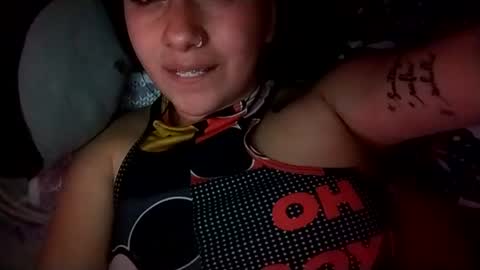 Snapshot of sweetie__annie chatting on July 1, 5:09 am Ana Mara i cant Make noise My family is here online show from July 1, 5:09 am