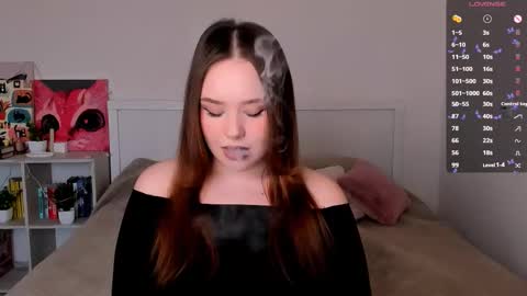 Hannah online show from February 15, 1:52 pm