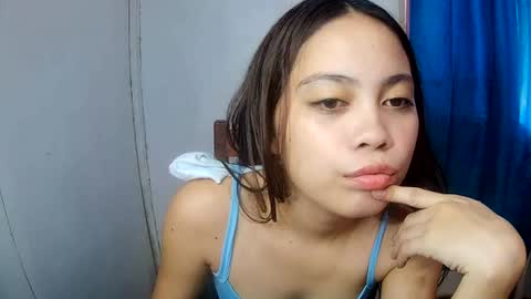 Snapshot of sweetie_jhash chatting on July 28, 12:18 am sweetie_jhash online show from July 28, 12:18 am