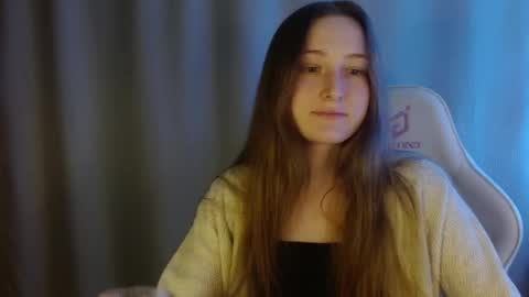 Annie online show from February 15, 8:38 pm