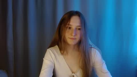 Annie online show from June 6, 7:51 pm