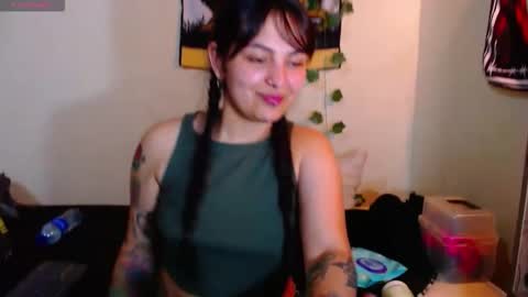 Snapshot of sweetie_maryy chatting on September 21, 7:59 pm Maria  my insta sweetie maryy   online show from September 21, 7:59 pm