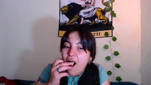 Snapshot of sweetie_maryy chatting on October 27, 7:51 pm Maria  my insta sweetie maryy   online show from October 27, 7:51 pm