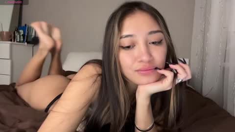 Snapshot of sweetiesoul chatting on December 15, 4:37 pm sweetiesoul online show from December 15, 4:37 pm