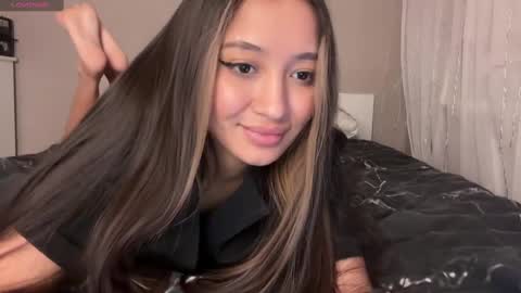 Snapshot of sweetiesoul chatting on December 21, 3:42 pm sweetiesoul online show from December 21, 3:42 pm