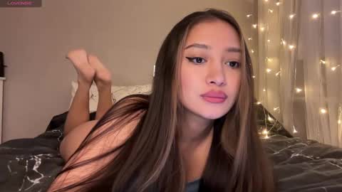 Snapshot of sweetiesoul chatting on December 23, 11:57 am sweetiesoul online show from December 23, 11:57 am