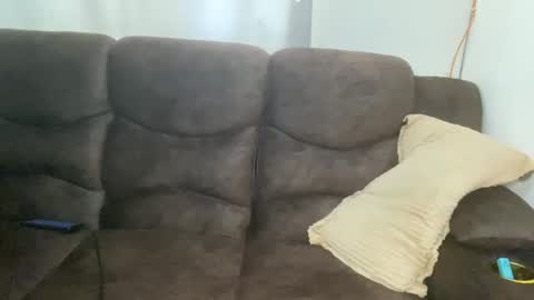 Snapshot of sweetivy645263 chatting on March 6, 11:17 am sweetivy645263 online show from March 6, 11:17 am