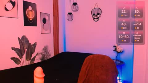 SWEETJAMES  online show from November 11, 7:25 pm